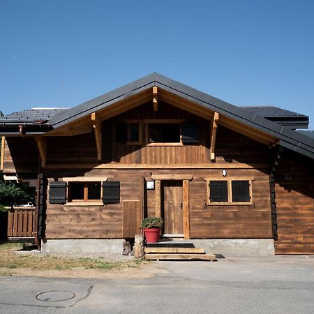 Le Petit Chalet De Montriond Buitenkant foto